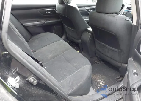 2015 Nissan Altima 2.5/2.5 S/2.5 Sl/2.5 Sv z USA, uszkodzony, nr VIN 1N4AL3AP3FC261533